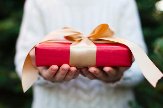 gift as a verb gifting regifting